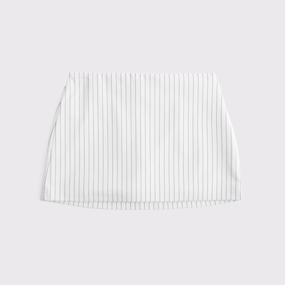 NWOT Abercrombie & Fitch Skort